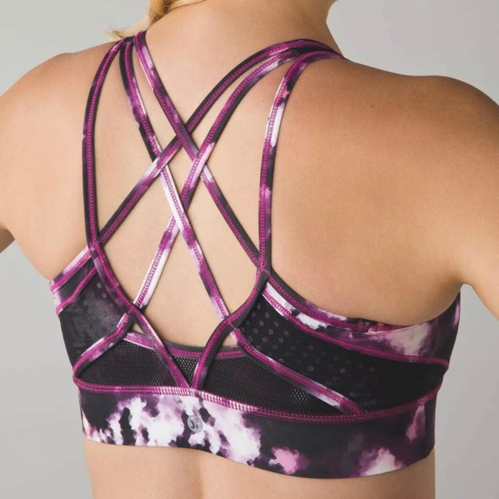 Lululemon women’s sports bra - Picture 4 of 16